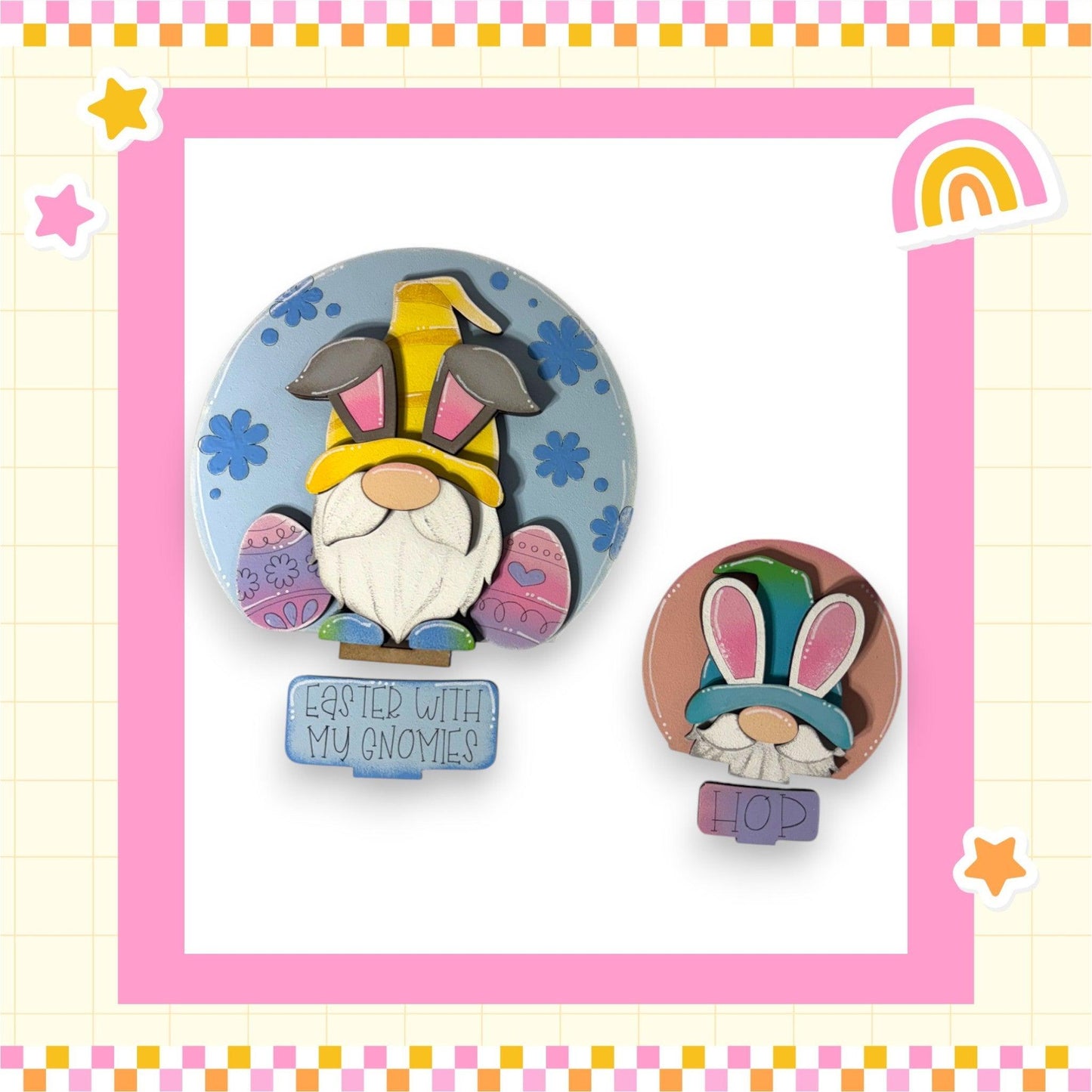 a picture of a couple of brooches on a white background