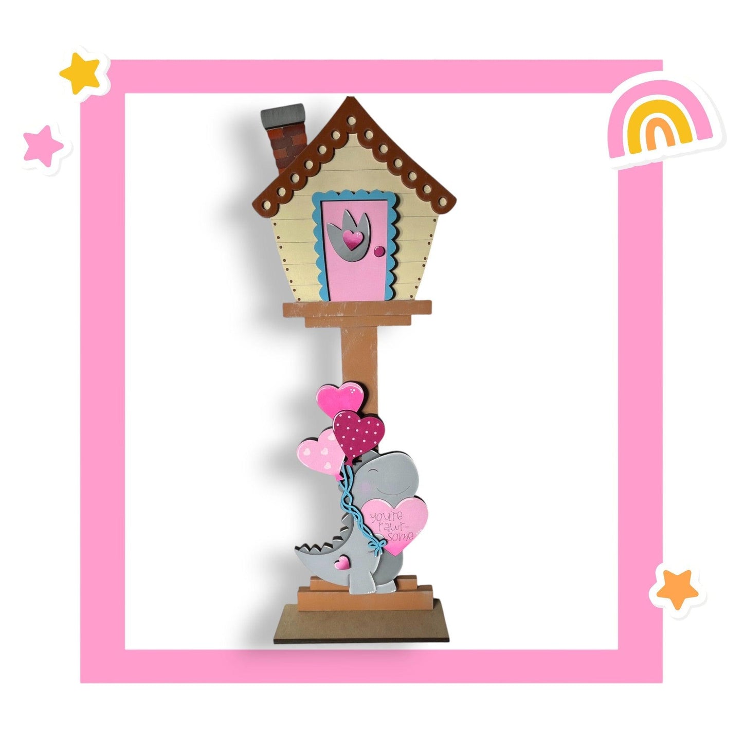 a picture of a birdhouse with a bird on it