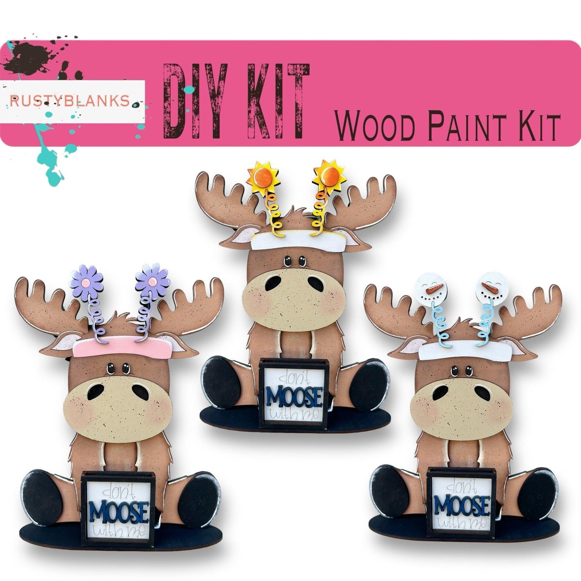 Moose with 12 Interchangeable Seasonal Hats, Insert and tile holder, Season DIY Decor - RusticFarmhouseDecor