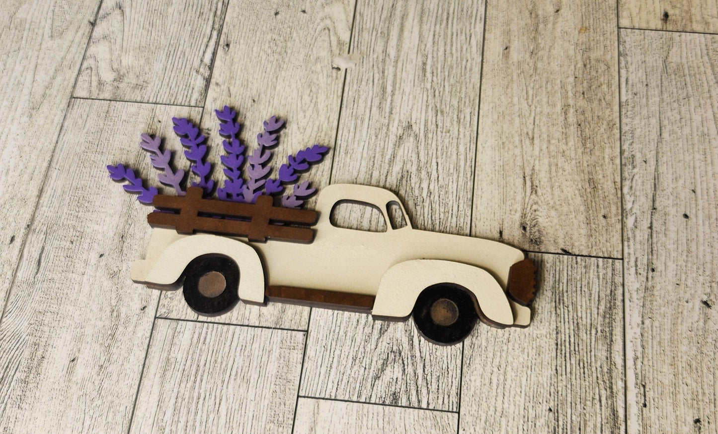 Premade Lavender Tiered Tray Decor, Fresh Cut Lavender display - RusticFarmhouseDecor