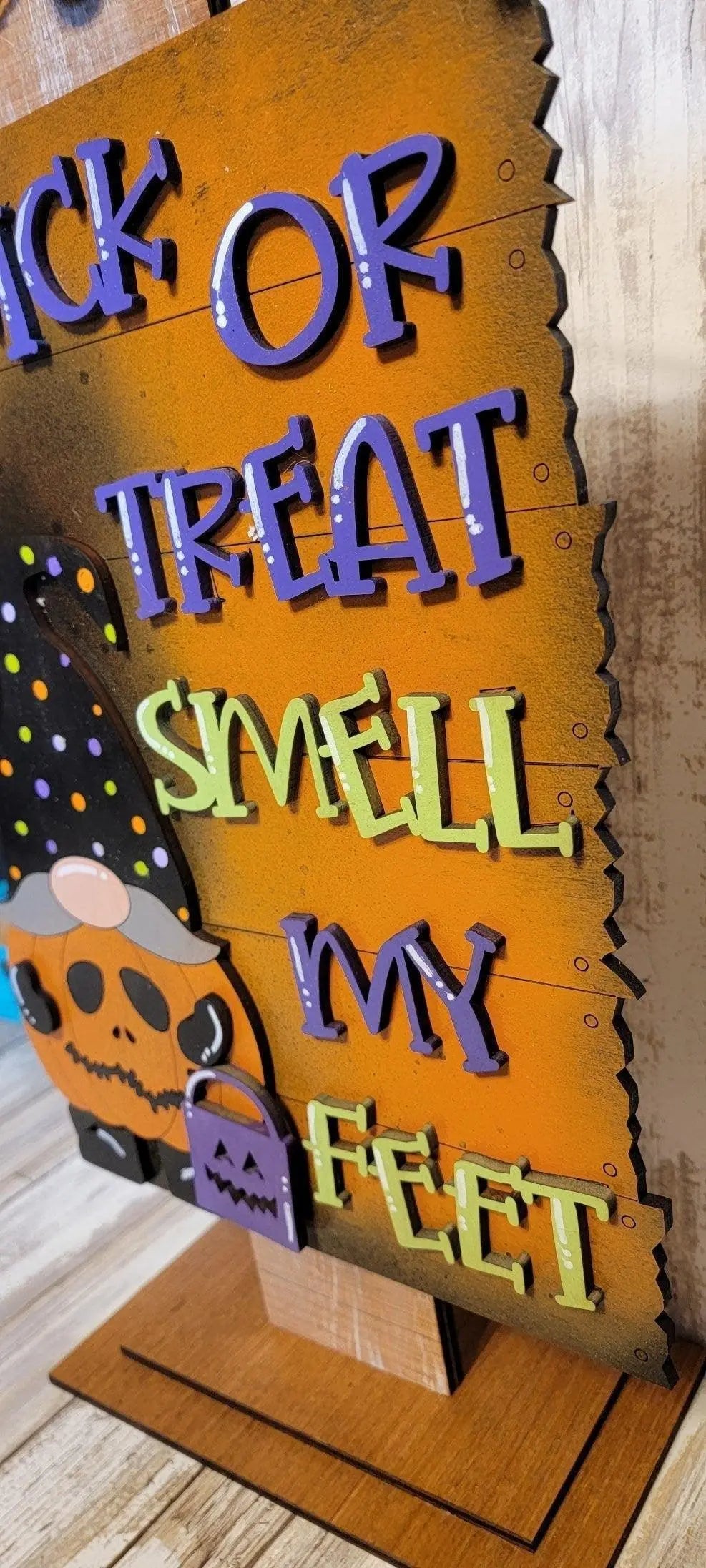 Trick of Treat Smell My Feet Halloween Door Hanger - RusticFarmhouseDecor