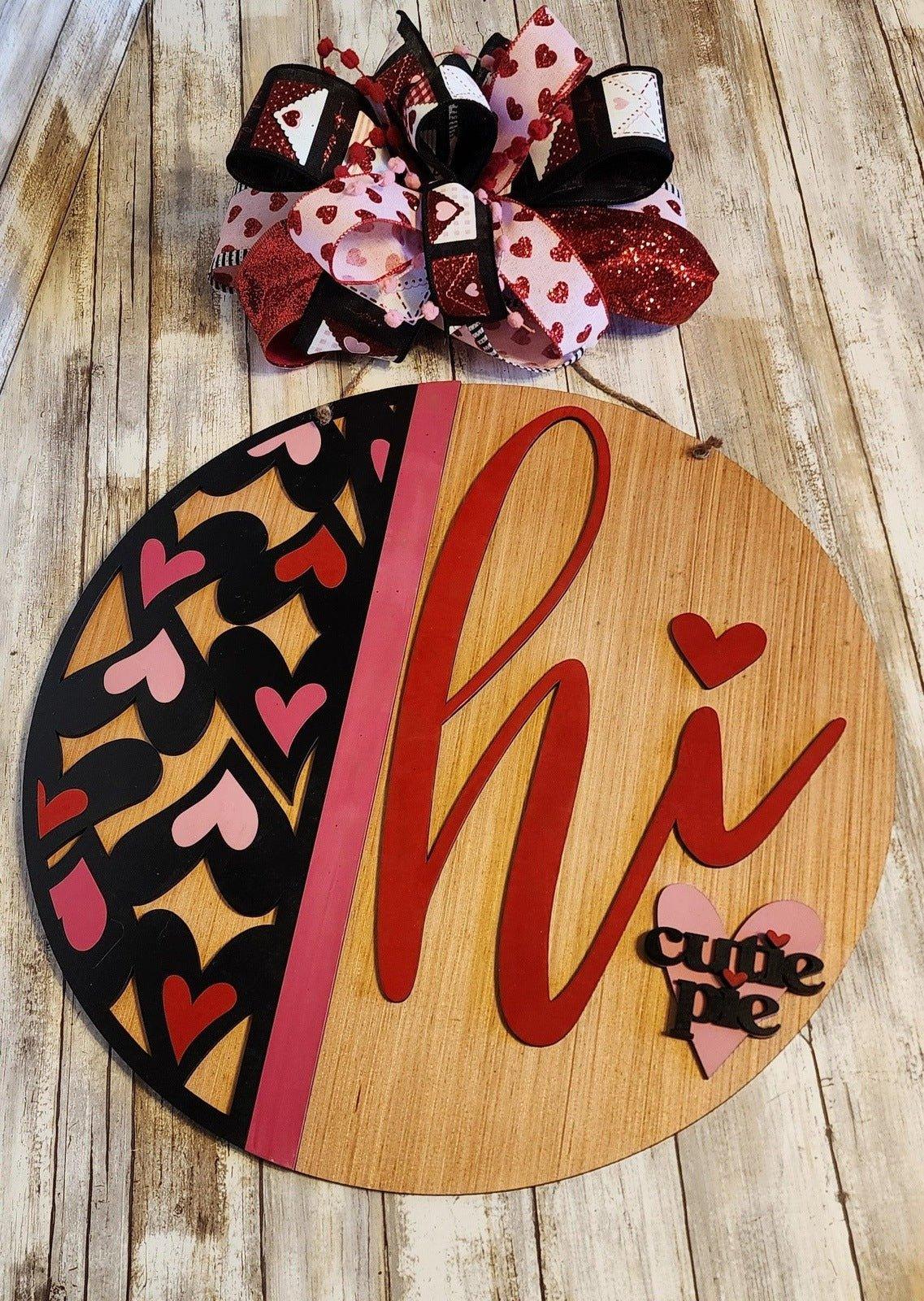 Valentines "Hi" Door Hanger DIY - RusticFarmhouseDecor