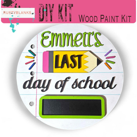 a badge with a pencil and eraser on it