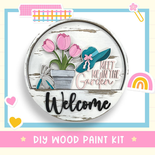 a picture of a welcome sign with flowers