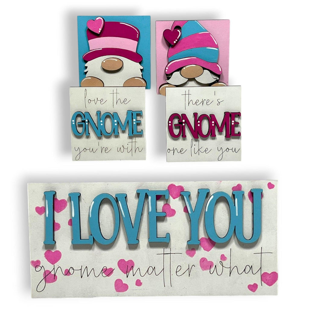 a couple of signs that say i love you