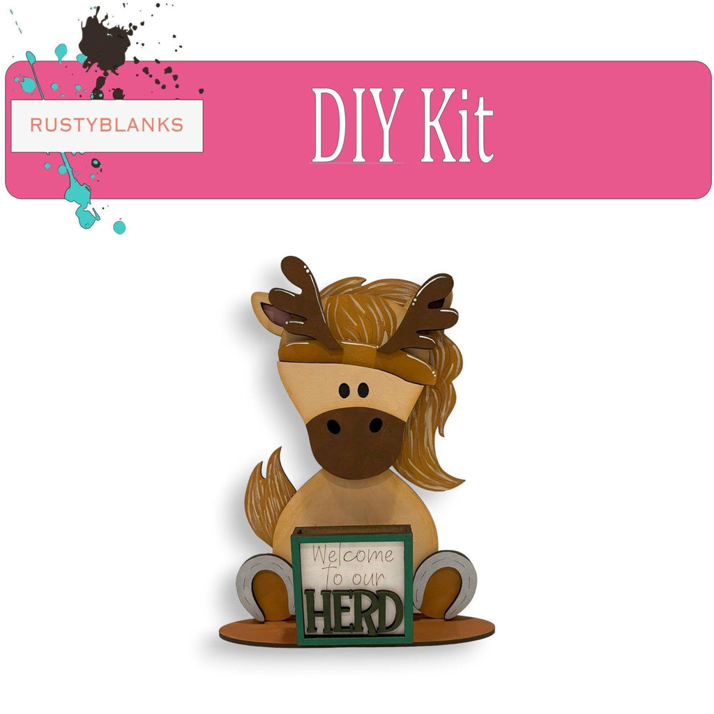 Interchangeable Horse with 11 Seasonal Hats, Insert and tile holder, Season DIY Decor - RusticFarmhouseDecor