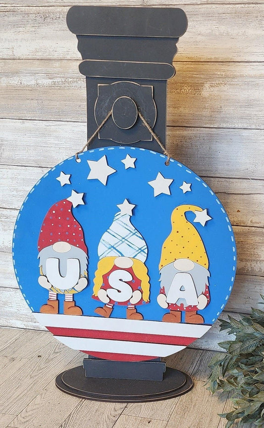 Premade Patriotic USA Gnomes Door Hanger Indenpendence Day Sign - RusticFarmhouseDecor