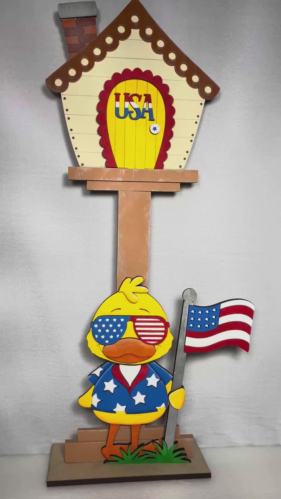 DIY Patriotic Duck Birdhouse Insert – 4th of July Interchangeable Wood Kit – USA Flag Duck with Door – Summer Tiered Tray Craft Decor