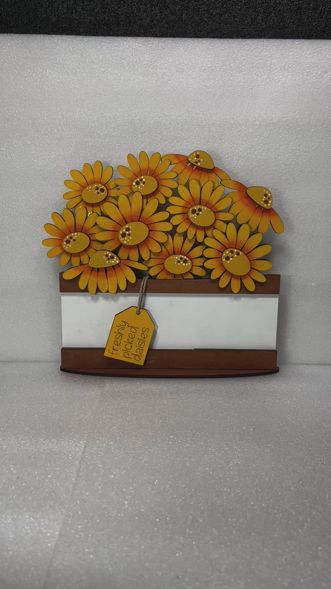 Daisy Insert for the Interchangeable Flower Basket