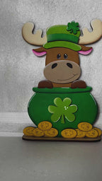 DIY Pot of Gold Moose Cow Shelf Sitter