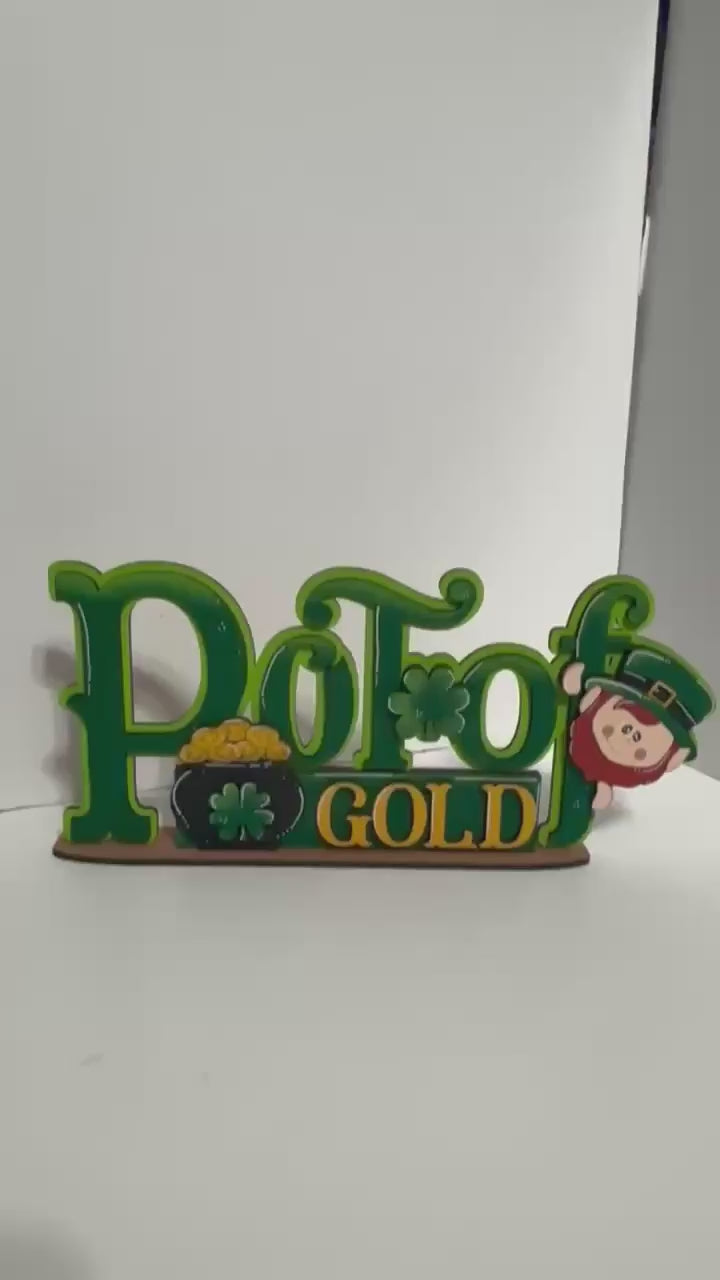St Patricks Day Shelf Sitter, Wood Paint Kit, Pot of Gold