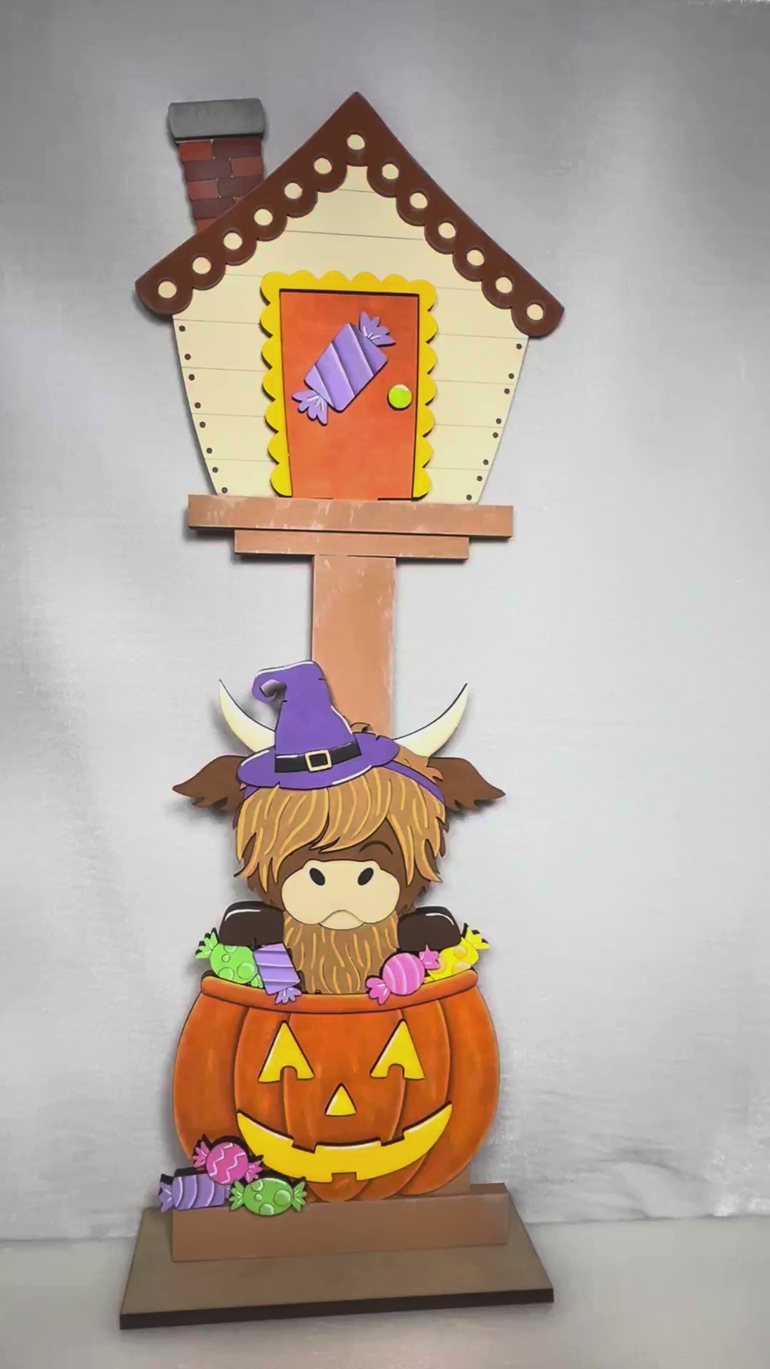 DIY Halloween Highland Birdhouse Insert – Highland Themed Fall Wood Craft Kit – Unpainted MDF Cutout – Interchangeable Birdhouse Decor
