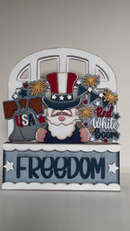 DIY Interchangeable Window Box Inserts: Freedom 4th of July Inserts