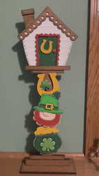Leprechaun Insert for our Interchangeable Birdhouse Post