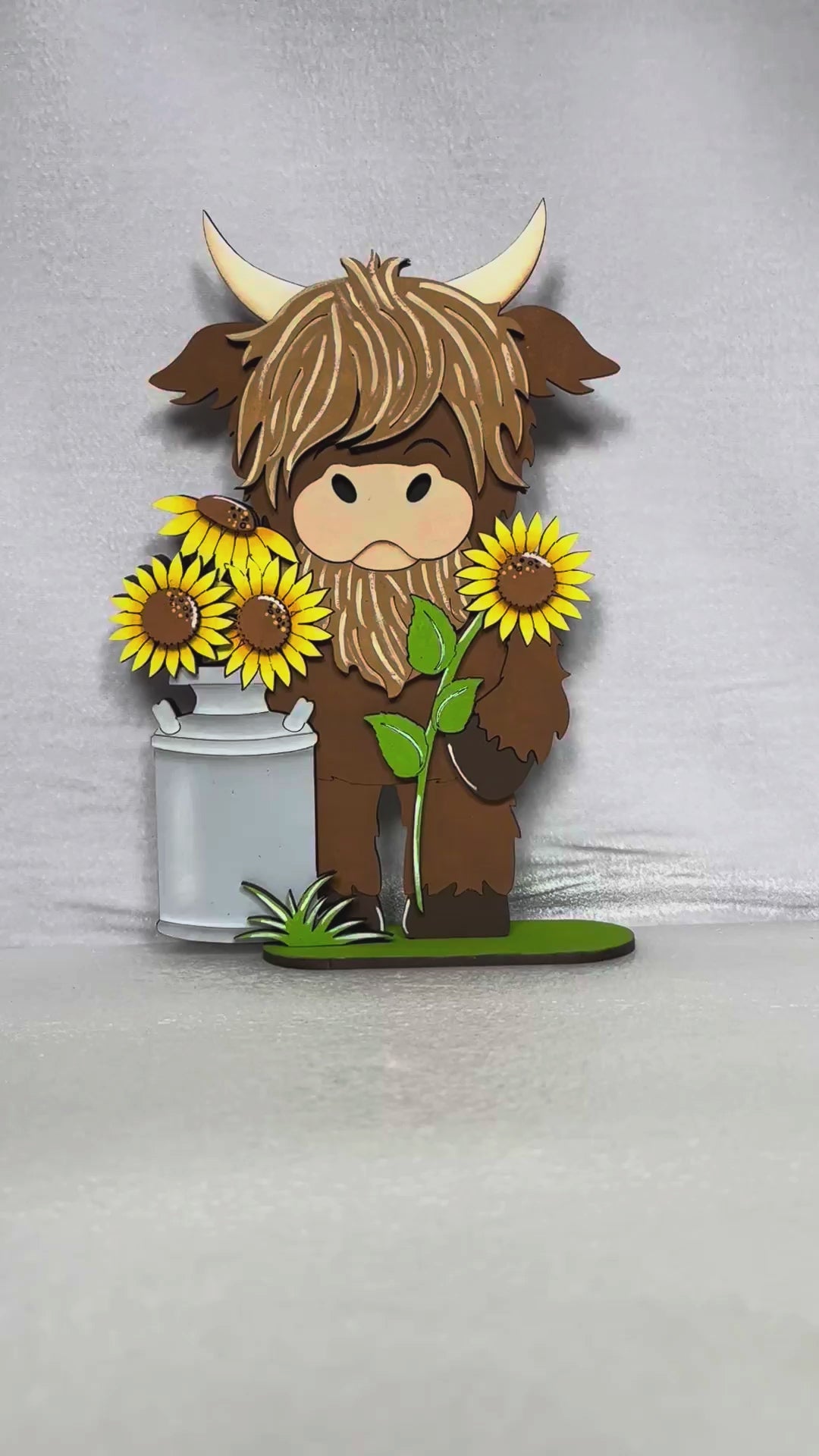 Sunflower Highland Insert for our Interchangeable Birdhouse Post