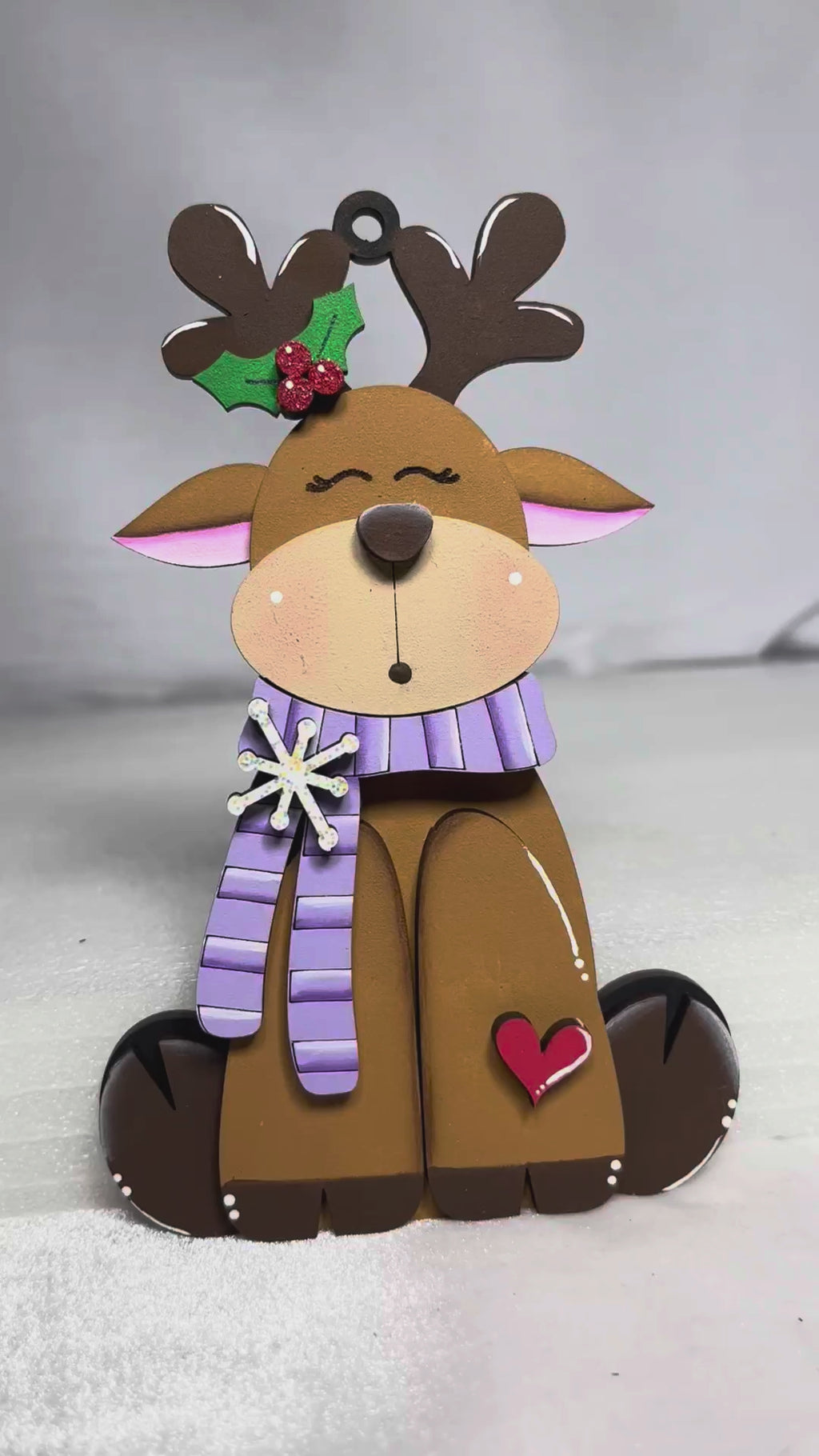 DIY Sitting Reindeer Ornament – Christmas Wood Paint Kit – Unfinished Holiday Craft