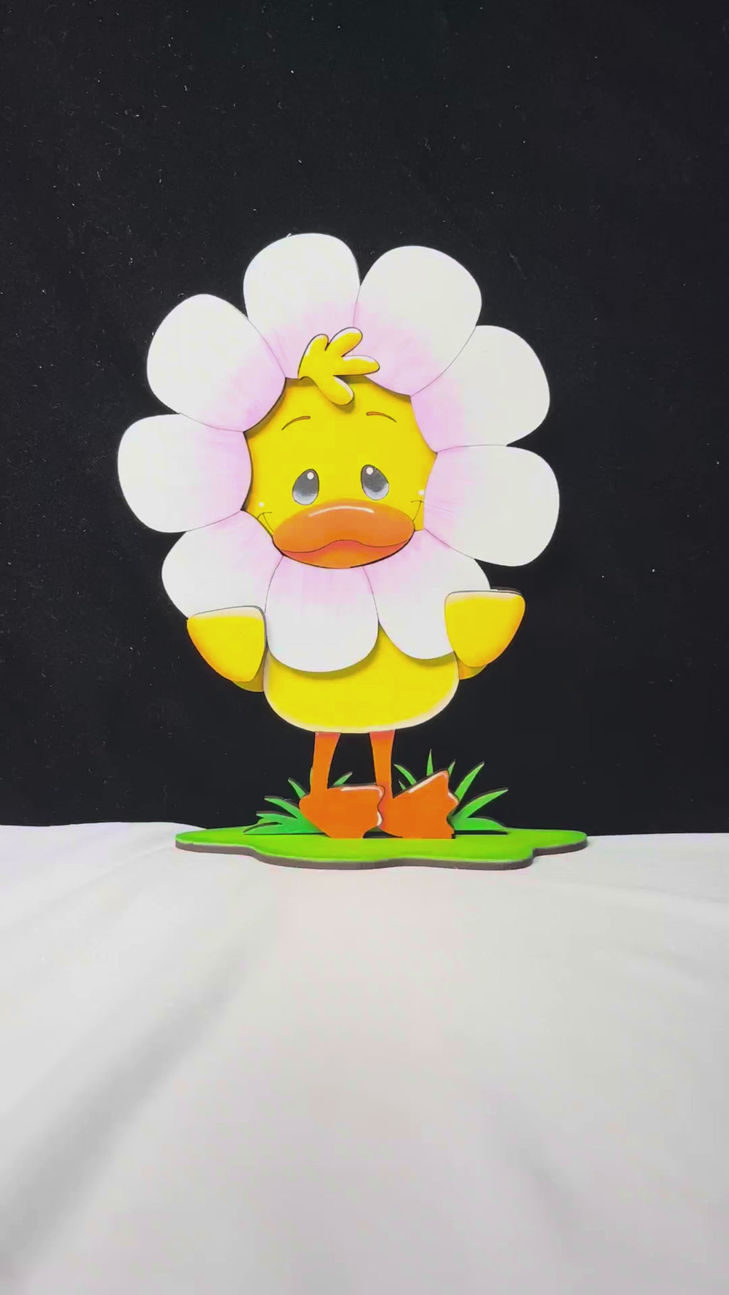 DIY Duck in Flower Costume Shelf Sitter – Spring Wood Craft Kit – Tiered Tray Decor