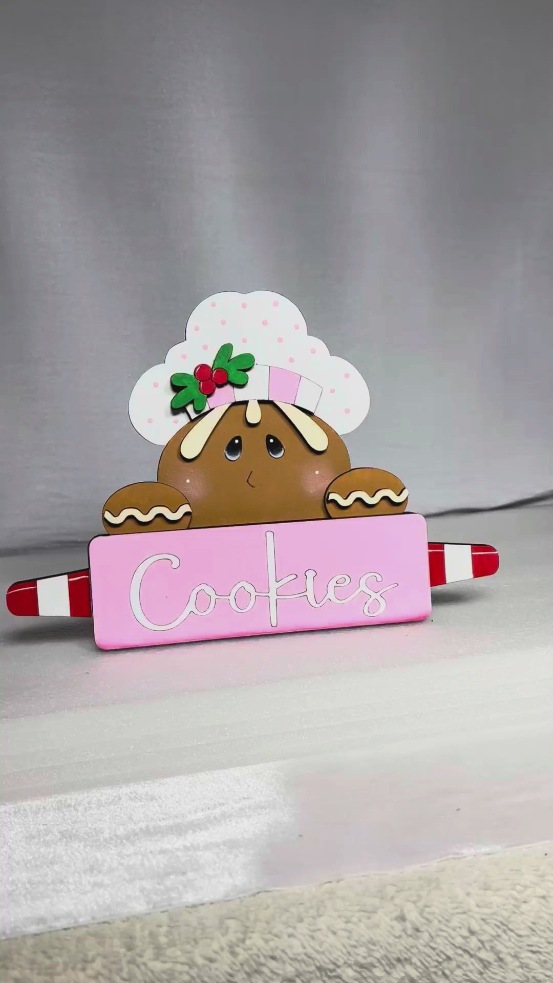 DIY Gingerbread "Cookies" Shelf Sitter Kit   | Adorable Kitchen Décor