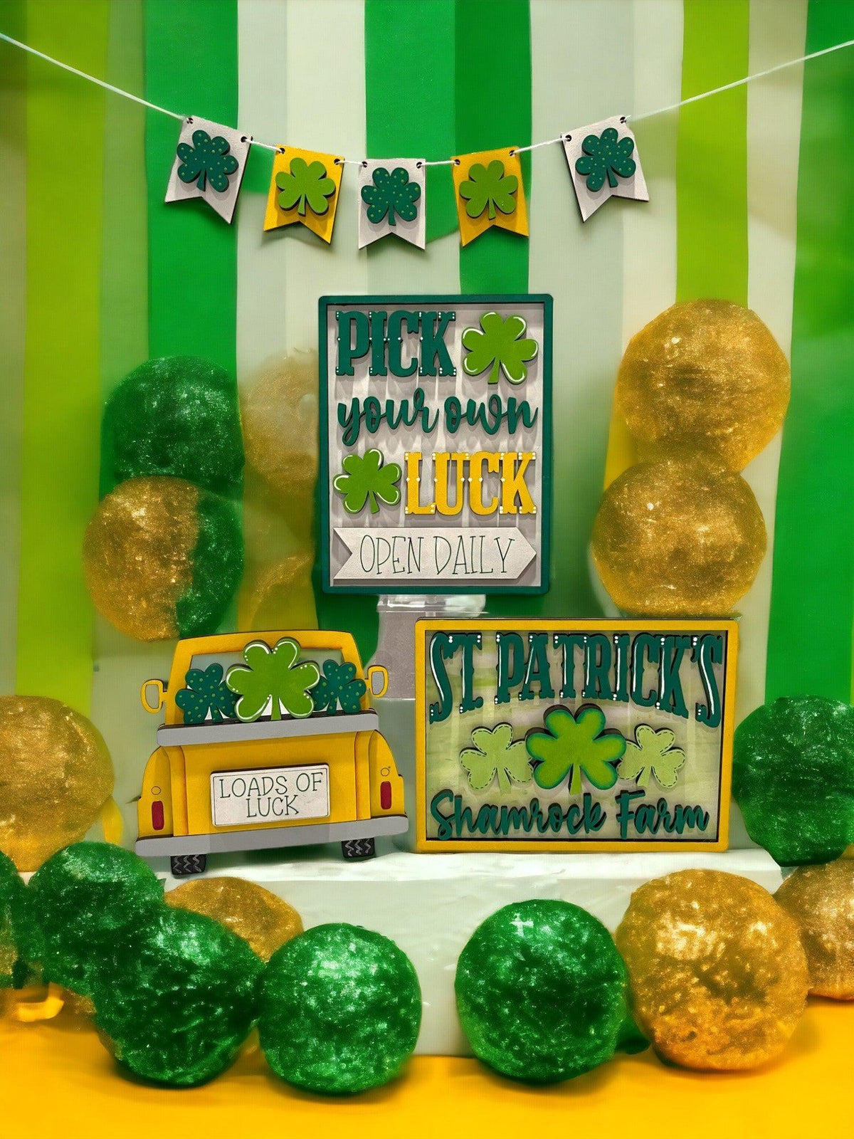 St. Patrick's Day Tiered Tray Set , DIY Tiered Tray, Shelf Sitter - RusticFarmhouseDecor
