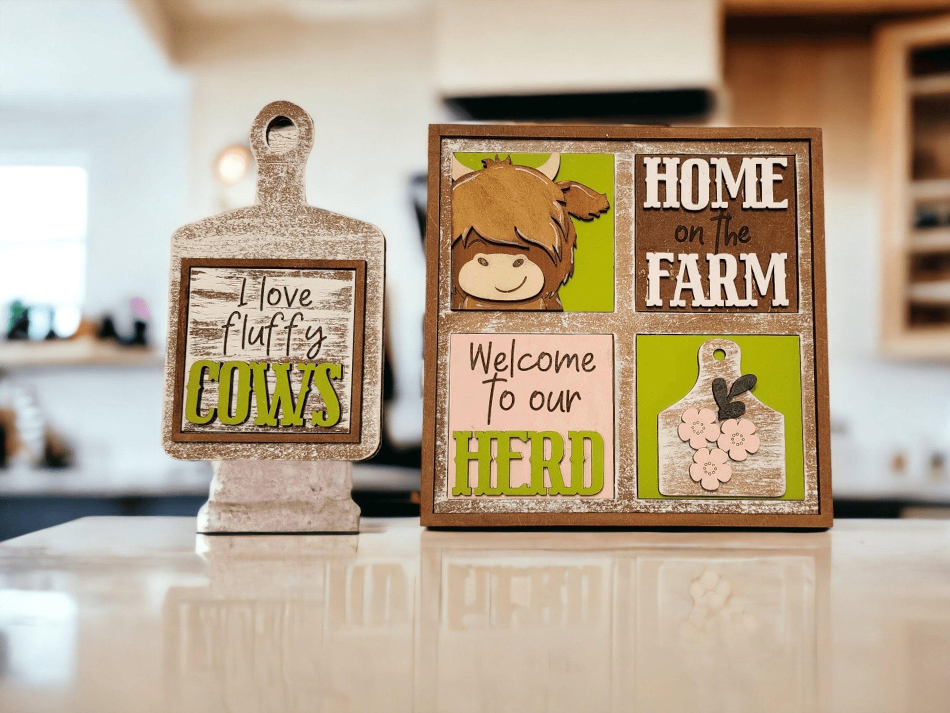 Interchangeable Mini Photo Frame and Cutting Board - RusticFarmhouseDecor