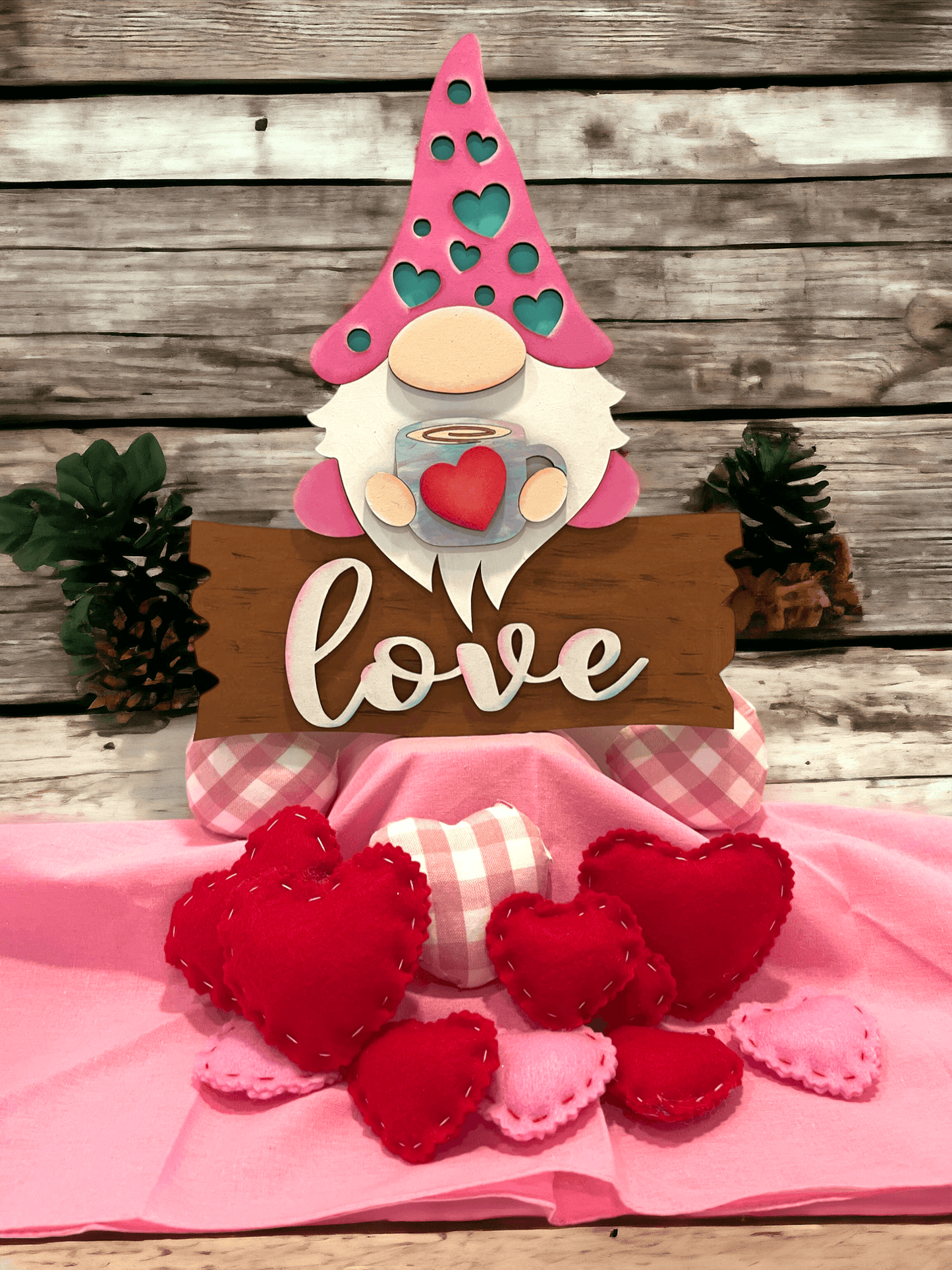 Love Gnome Valentines Gnomes Door Hanger DIY - RusticFarmhouseDecor