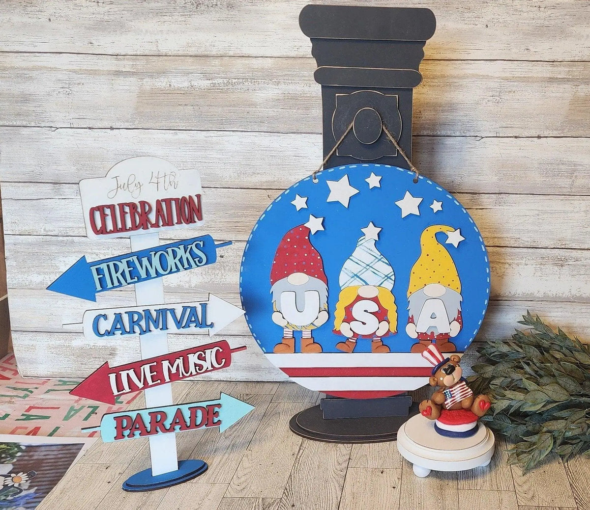 Patriotic USA Gnomes Door Hanger Indenpendence Day Sign - RusticFarmhouseDecor