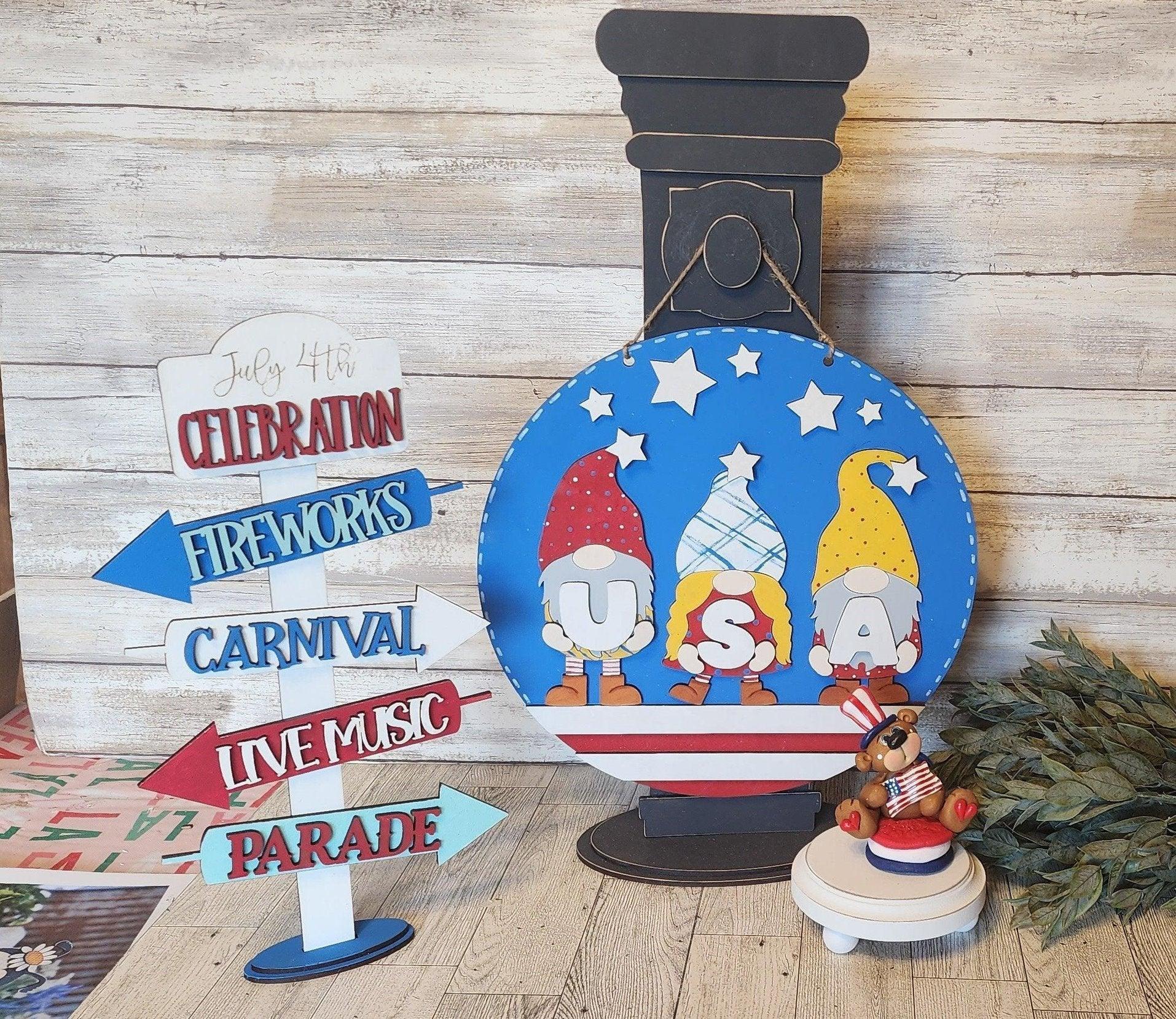 Patriotic USA Gnomes Door Hanger Indenpendence Day Sign - RusticFarmhouseDecor