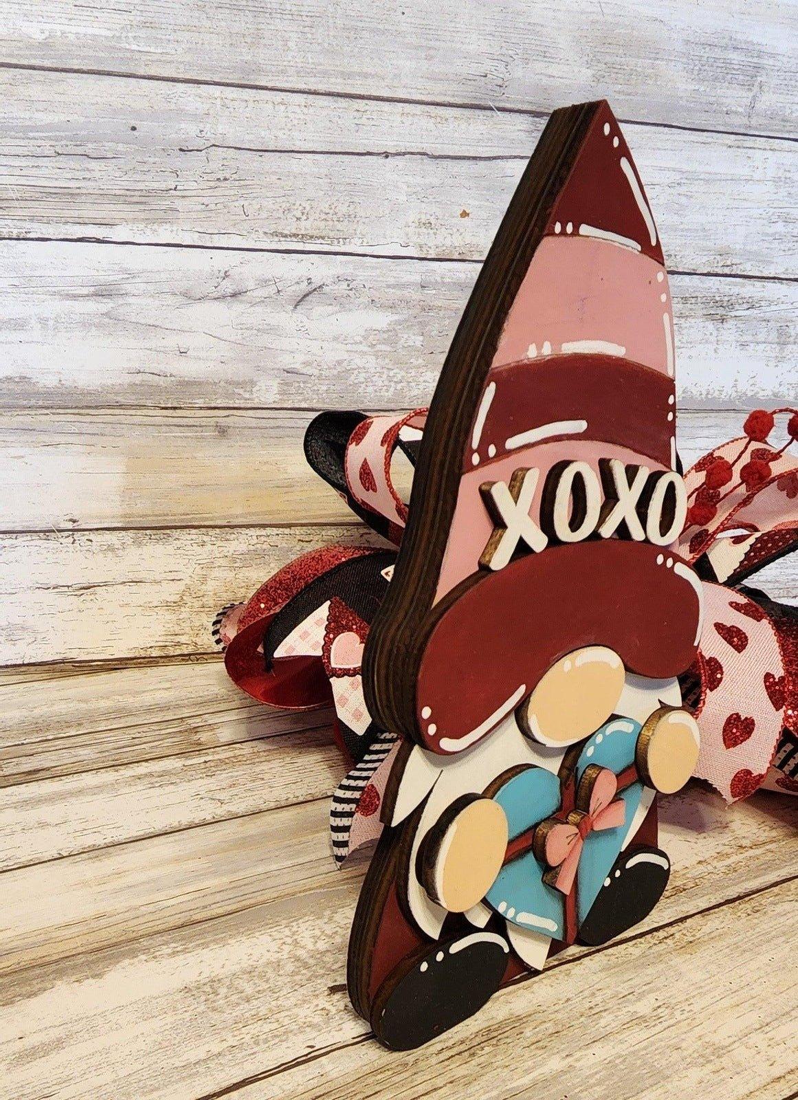 Sitting Boy & Girl Gnome, Gnome Shelf Sitters, DIY Wood Gnomes DIY - RusticFarmhouseDecor