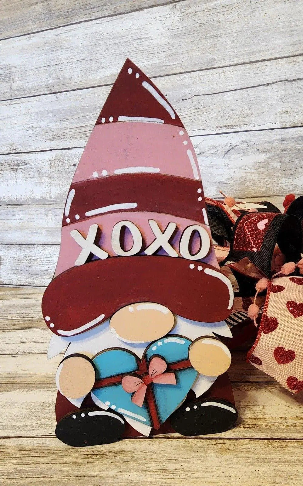 Sitting Boy & Girl Gnome, Gnome Shelf Sitters, DIY Wood Gnomes DIY - RusticFarmhouseDecor
