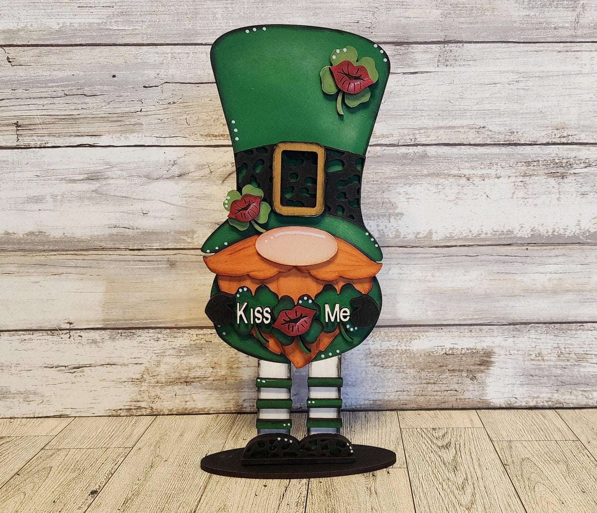 St. Pat's Standing Kiss Me Gnome DIY Shelf Sitter, St Pat's Home Decor DIY - RusticFarmhouseDecor