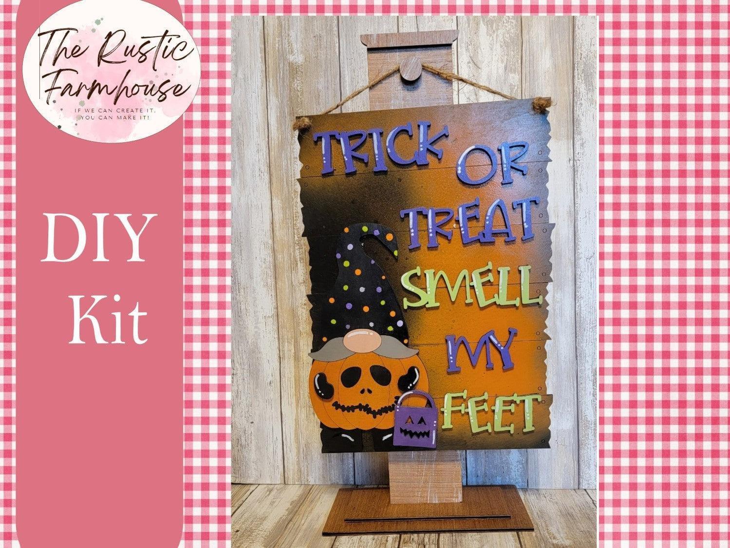 Trick of Treat Smell My Feet Halloween Door Hanger - RusticFarmhouseDecor